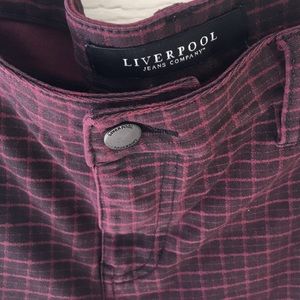 Liverpool Jeans Co pants 14/32 maroon /black print